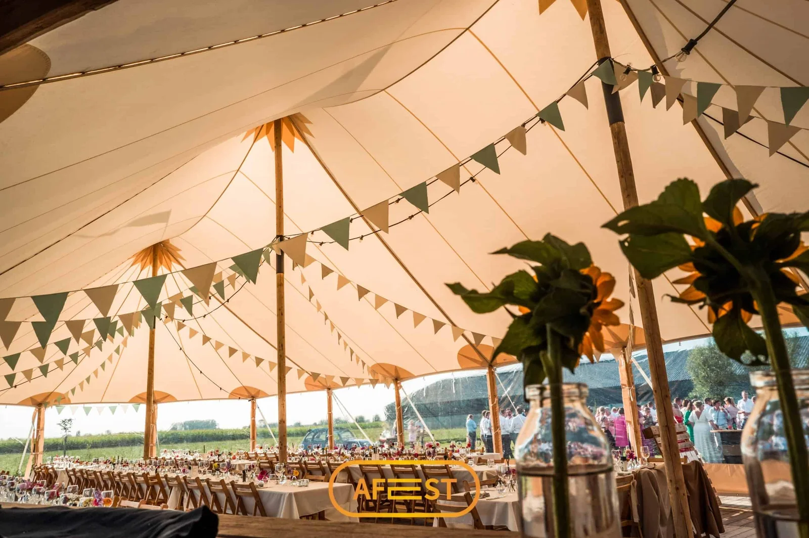 Sailcloth-tent-binnen-2